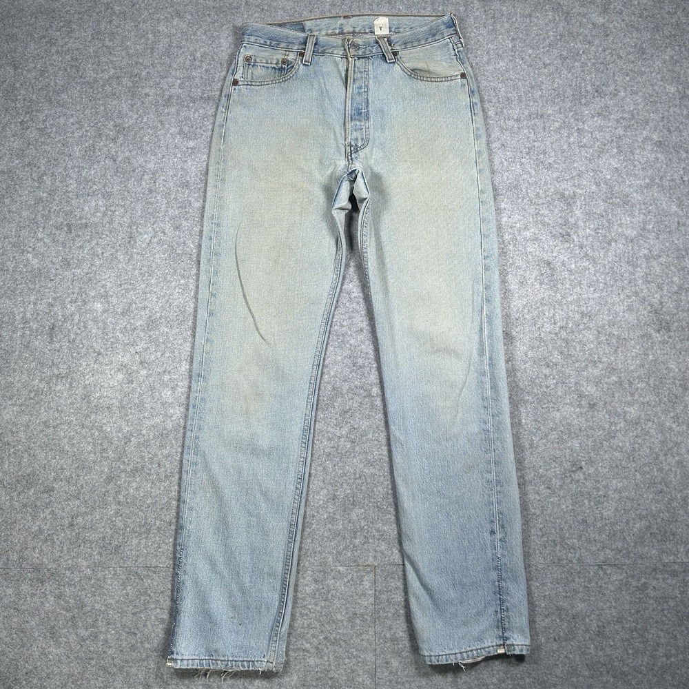 Vtg Levis 501 Jeans Womens 30x32 Straight Light Wash Blue‎ Made in USA Denim
